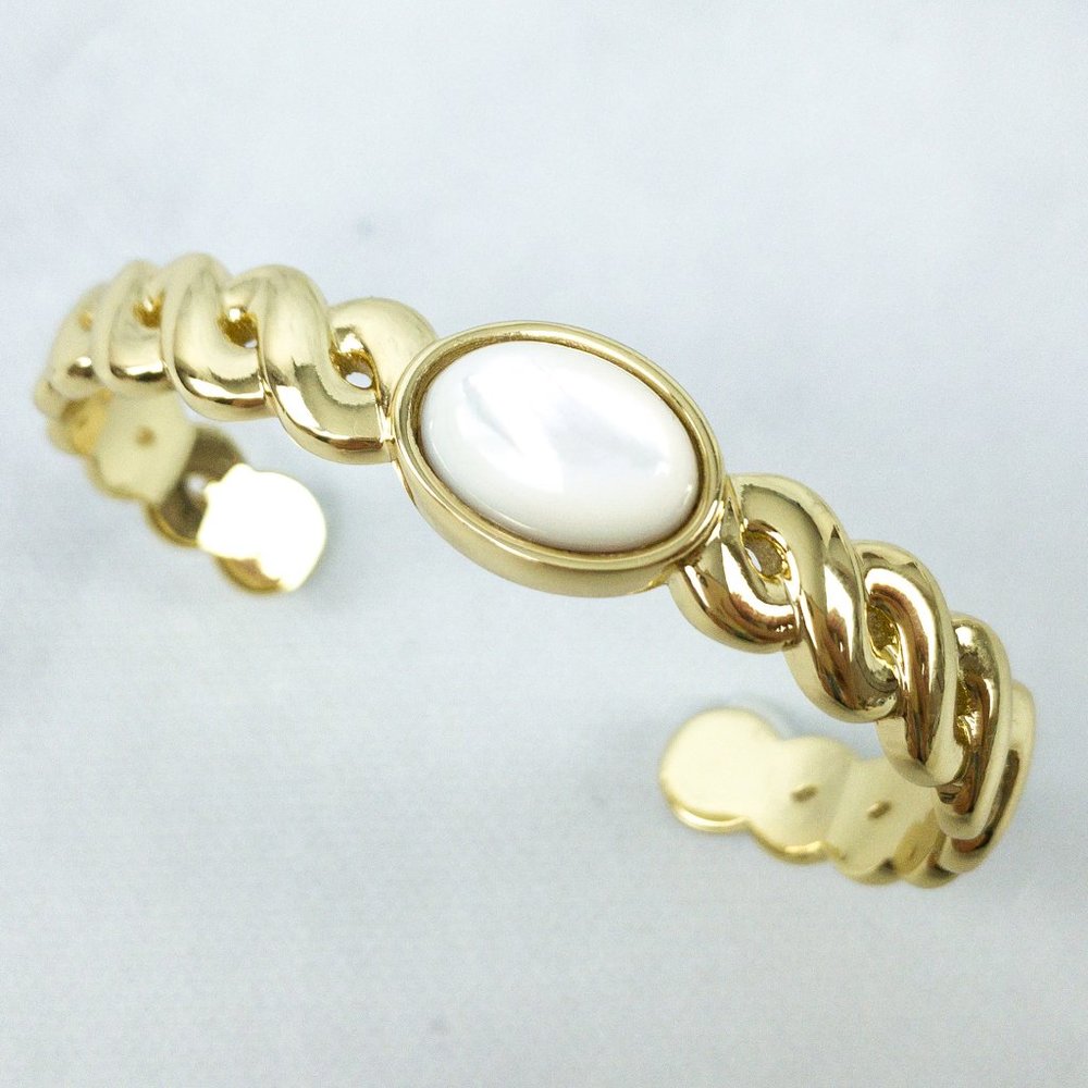 Emma & Chloe Acia Bangle